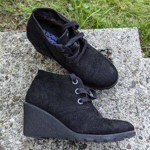 Bob's wedge bootie